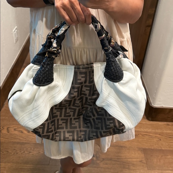 FENDI SPY BAG - Picture 14 of 16